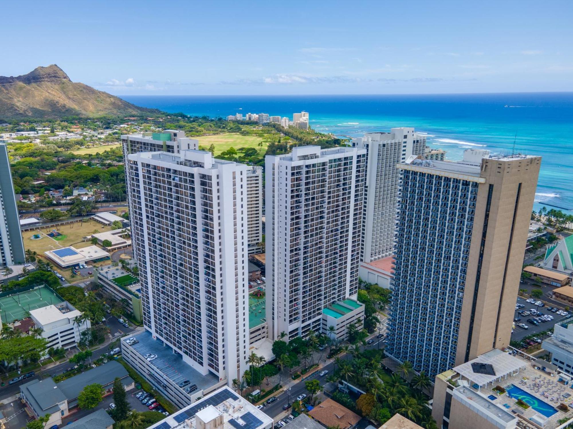 Aloha Vibes With Ocean Views, Near Beach & Parking! Гонолулу Экстерьер фото