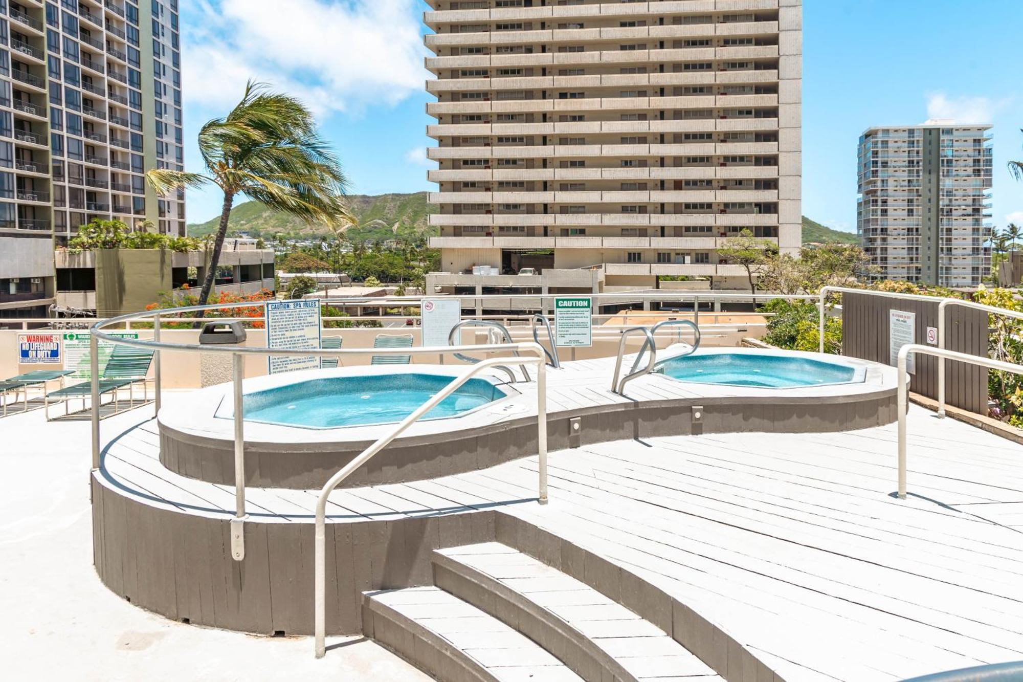 Aloha Vibes With Ocean Views, Near Beach & Parking! Гонолулу Экстерьер фото