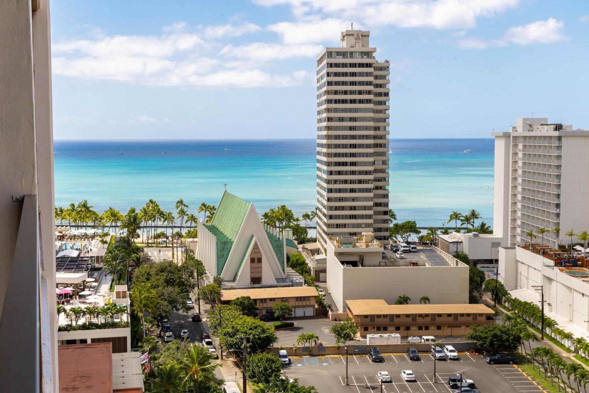 Aloha Vibes With Ocean Views, Near Beach & Parking! Гонолулу Экстерьер фото